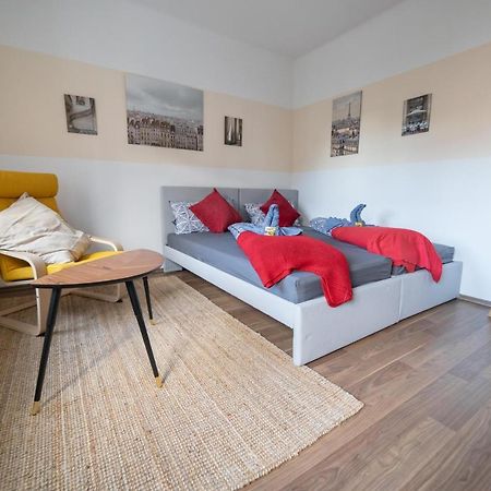 Fullhouse - Zwickau - L12 - 2 Single Beds - Nespresso - Smarttv Apartman Kültér fotó