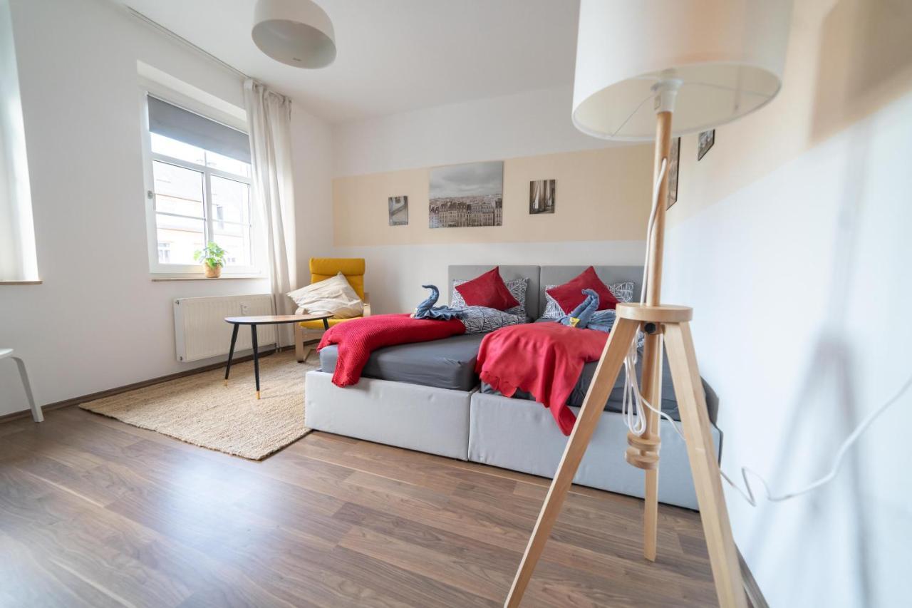Fullhouse - Zwickau - L12 - 2 Single Beds - Nespresso - Smarttv Apartman Kültér fotó