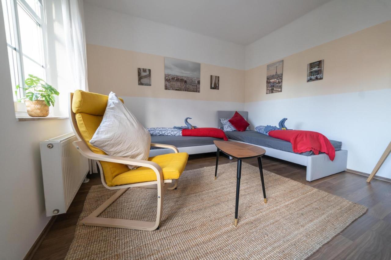 Fullhouse - Zwickau - L12 - 2 Single Beds - Nespresso - Smarttv Apartman Kültér fotó